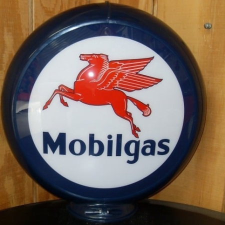 Mobilgas Petrol Bowser-Globe