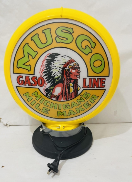 MUSGO-Gasoline Bowser-Globe & Base
