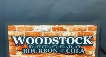 Woodstock-Bourbon LED Light-Box (60cm)