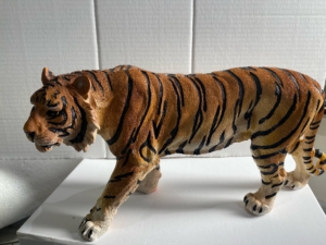 Bengal Tiger Collector Statue