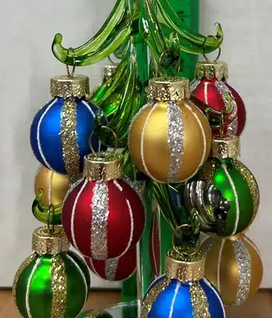 Christmas Tree Coloured Baubles 15cm